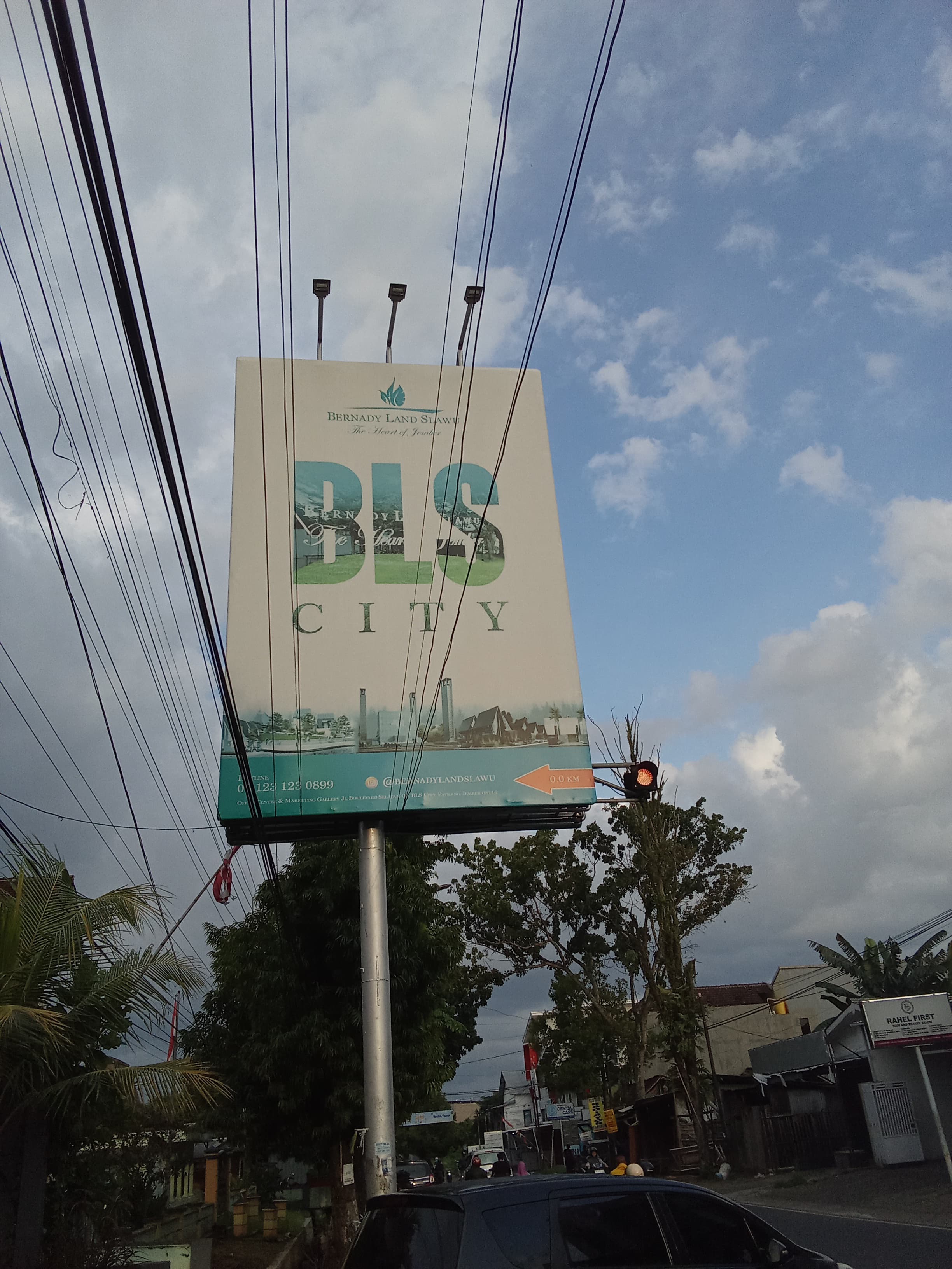 Pemasangan Shop Sign - Langit Biru Advertising